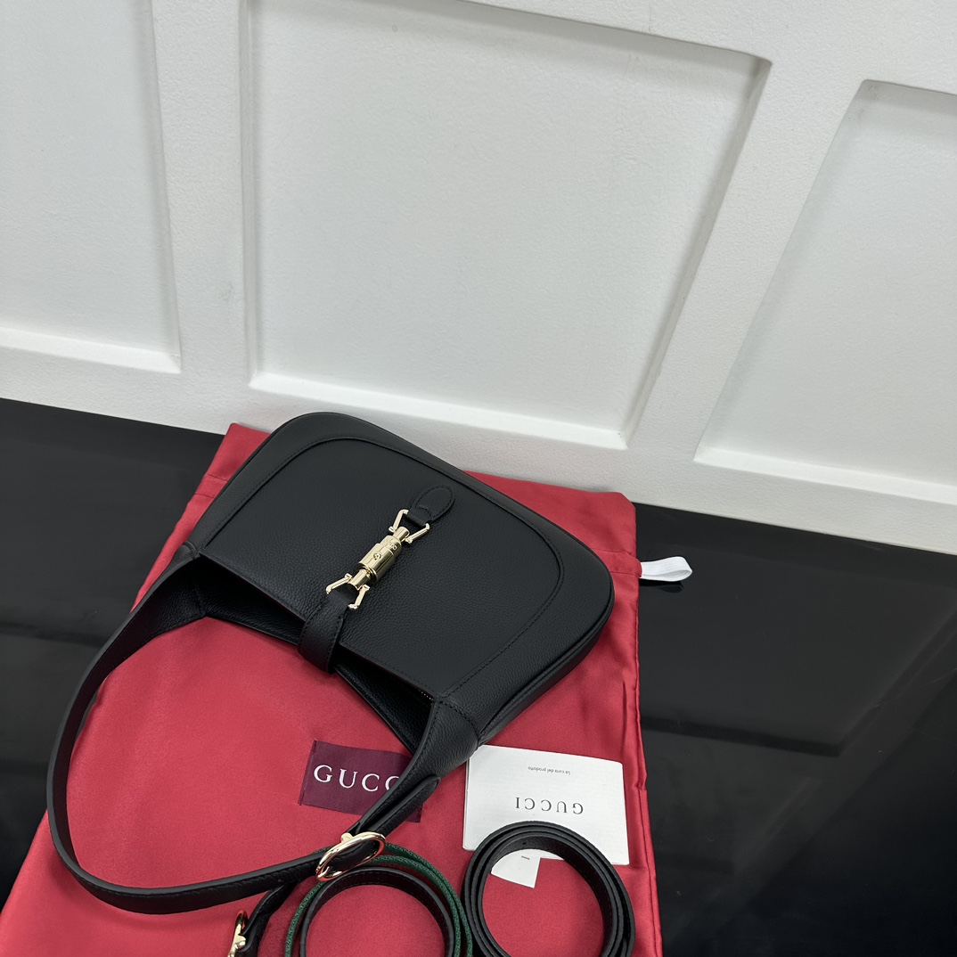 Gucci Hobo Bags